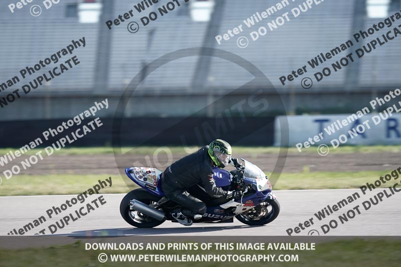 Rockingham no limits trackday;enduro digital images;event digital images;eventdigitalimages;no limits trackdays;peter wileman photography;racing digital images;rockingham raceway northamptonshire;rockingham trackday photographs;trackday digital images;trackday photos